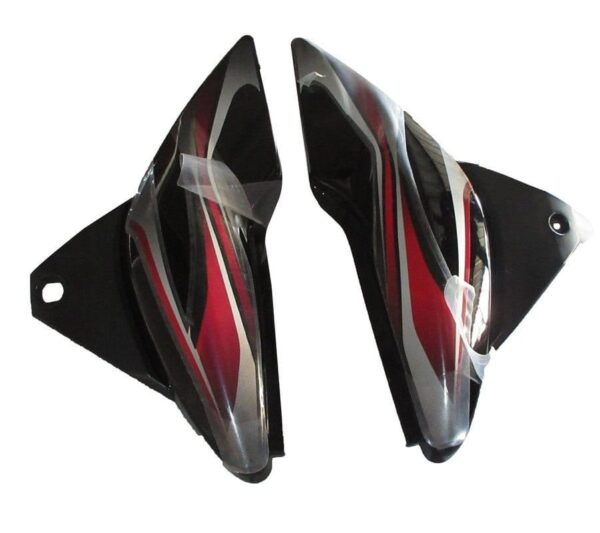 Discover 100cc Side Cowl Set Bajaj